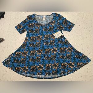 LuLaRoe Women’s Blue Peach Tulip Print Size XXS Perfect T Shirt